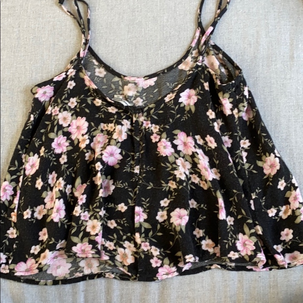 Floral top - Picture 2 of 3